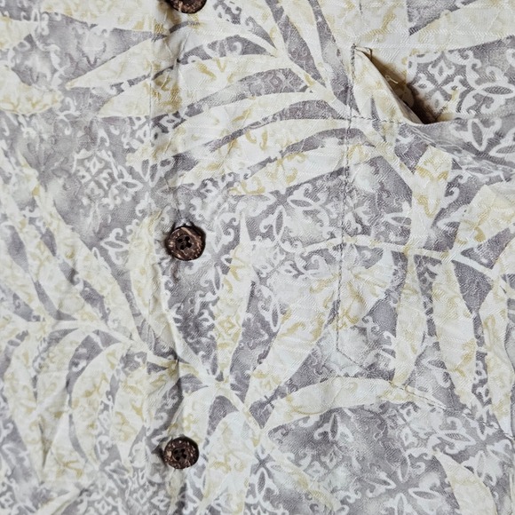 Tommy Bahama 100% Silk Tropical Palm Print Button Up Shirt Mens XL Resortwear - Picture 3 of 4